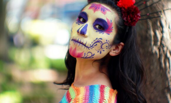 El Día de Muertos and Halloween: Are the same?